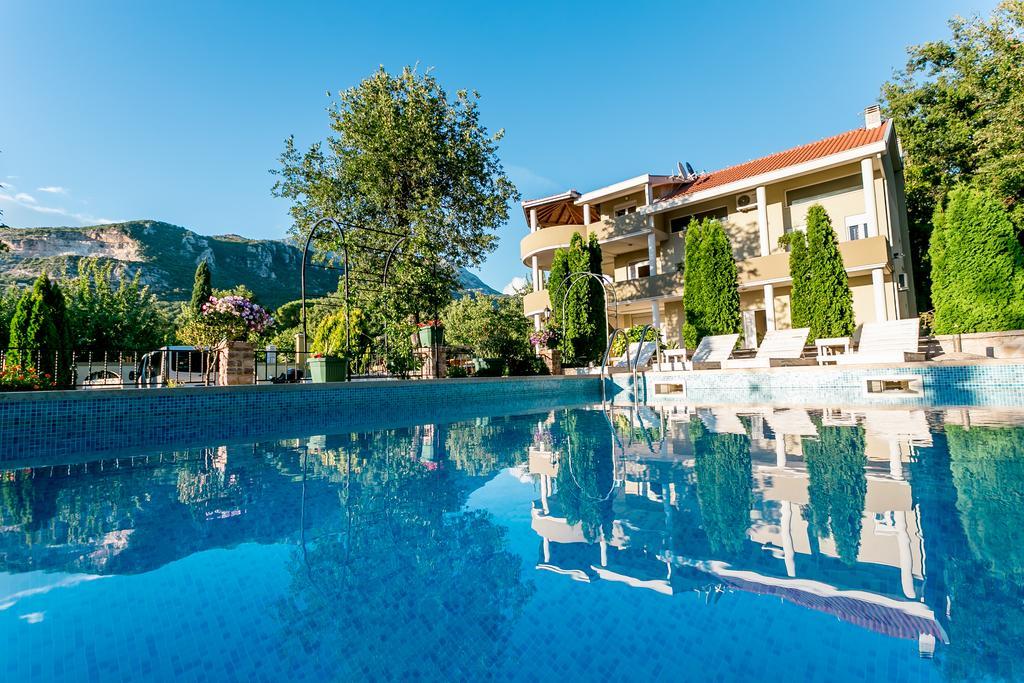 Villa Besha Херцег Нови Екстериор снимка