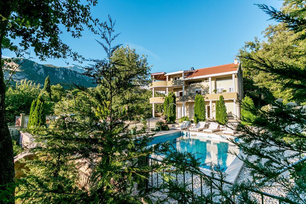 Villa Besha Херцег Нови Екстериор снимка