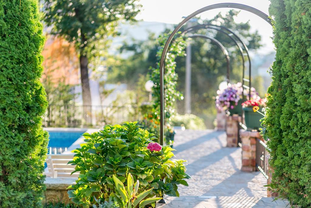 Villa Besha Херцег Нови Екстериор снимка