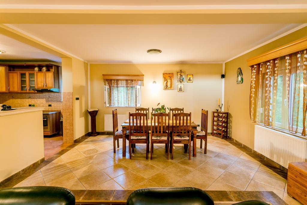 Villa Besha Херцег Нови Екстериор снимка